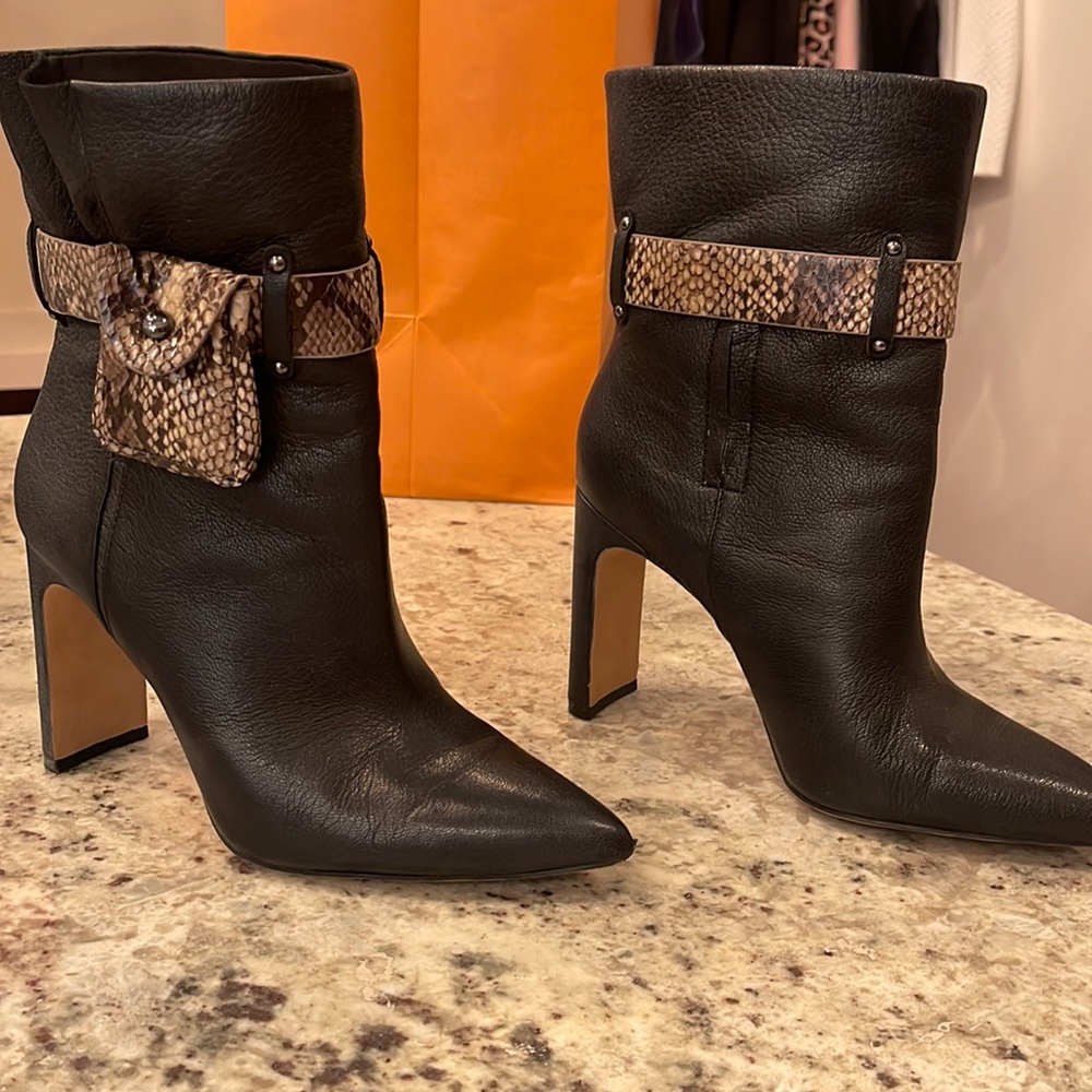 Jessica Simpson 7.5